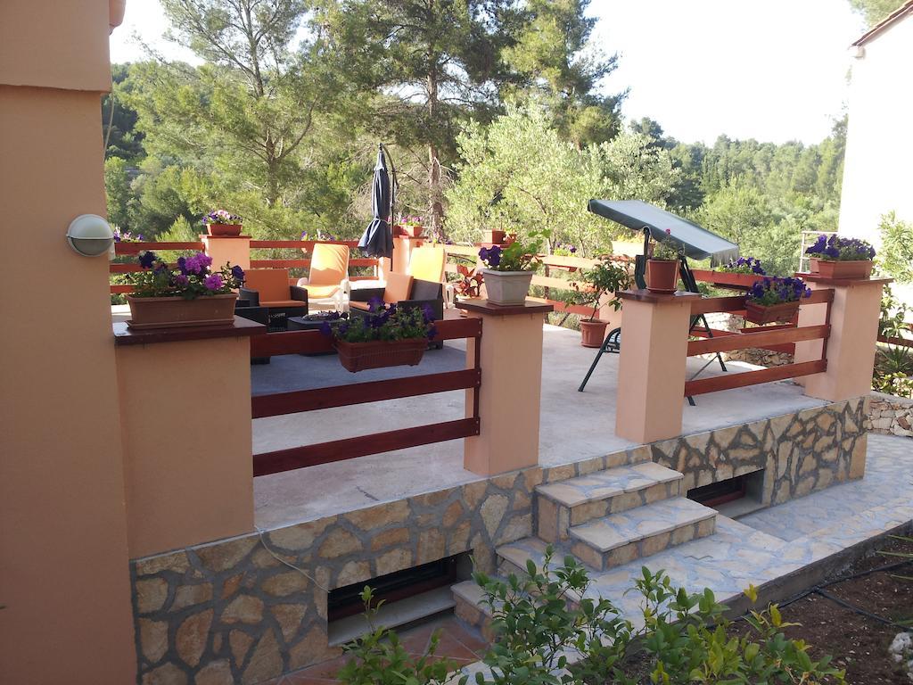 Apartment Vesna Vela Luka Esterno foto